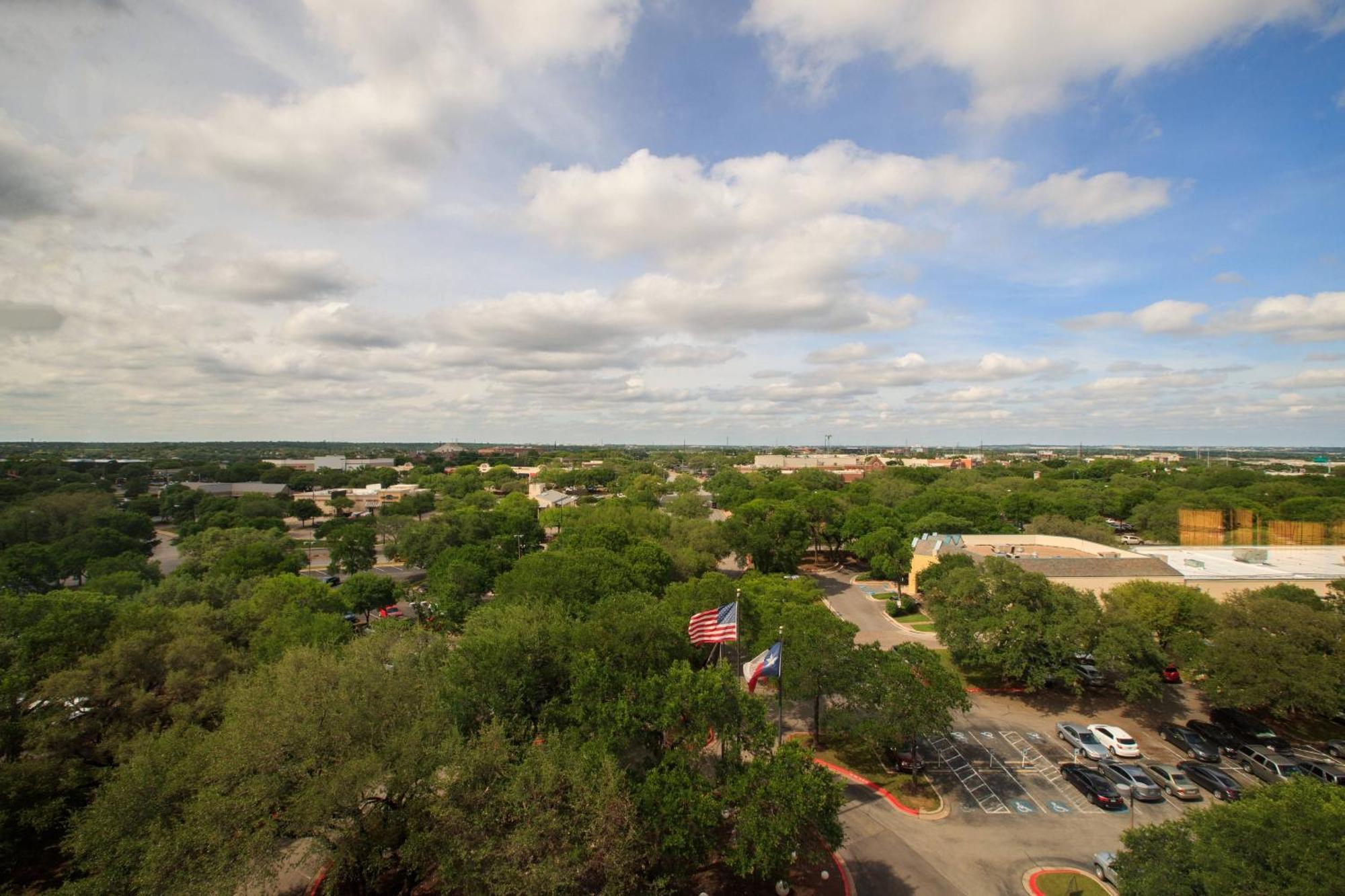Renaissance Austin Hotel Bagian luar foto