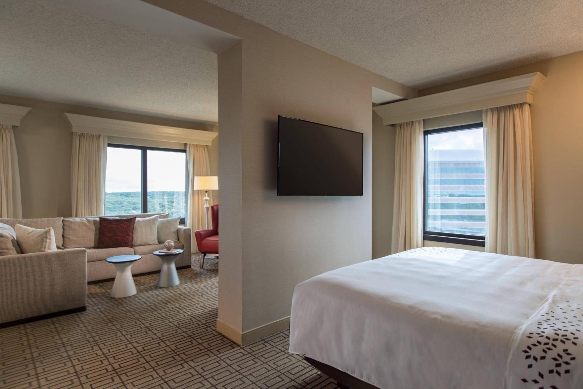 Renaissance Austin Hotel Bagian luar foto